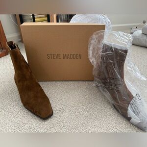 Steve Madden Brown Suede Dorothea Boot
